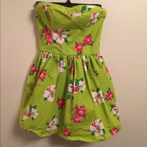 Hollister dress M